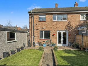 Photo 14- click for photo gallery